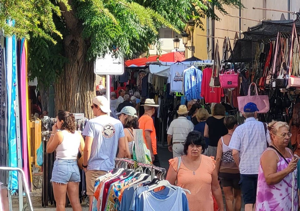Mercadillo de Torroella de Montgrí