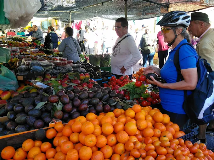 Frutas en el mercadillo de Torre del Mar