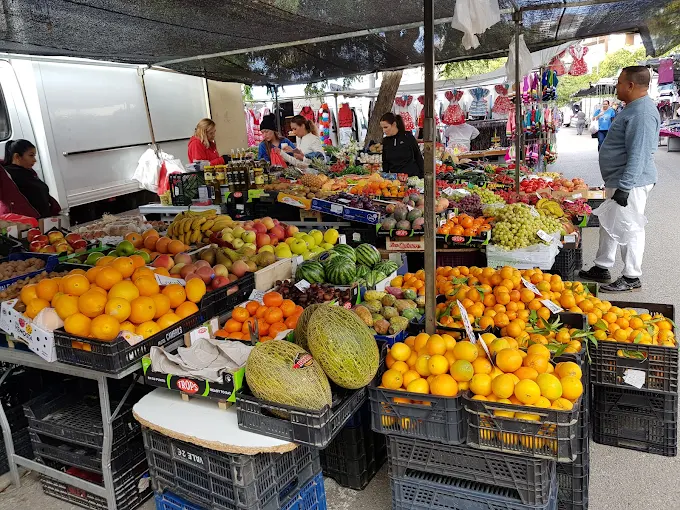 Frutas en el Mercadillo de Estepona
